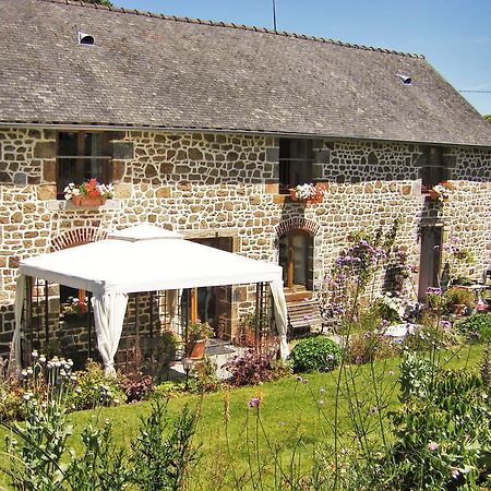 La Cloue Bed & Breakfast Sainte-Marie-du-Bois  Exterior photo